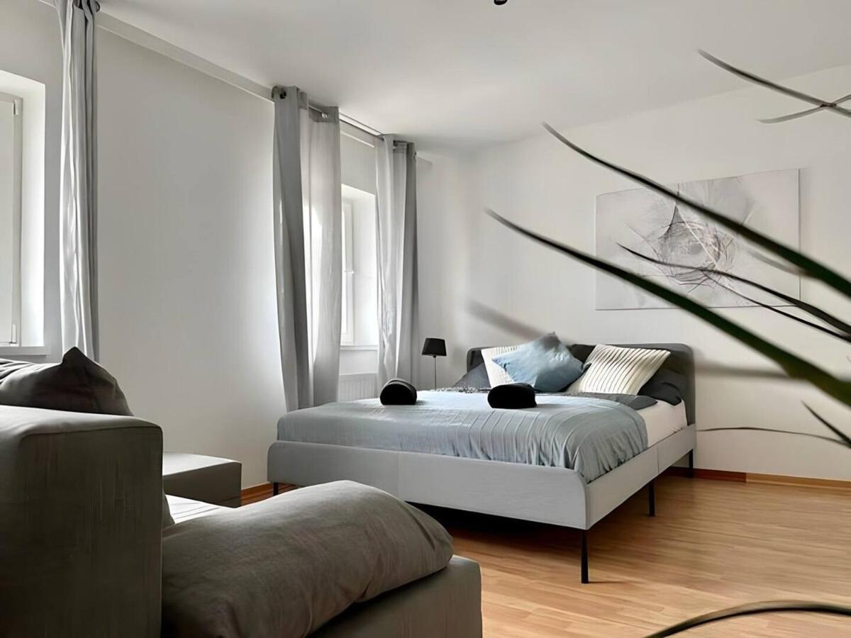 Perfect Location, 2 Min To Main Station Apartamento